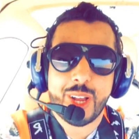 الفضل يحكي لـ"سبق" كيف عالج 104 مصابين بفوبيا الطيران.. وقصة الأطباق الفضائية