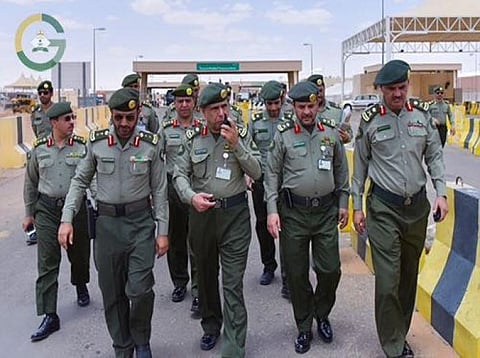 المدير العام للجوازات يتفقَّد جوازات منفذ الوديعة الحدودي بنجران