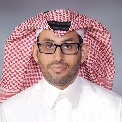 أكاديمي يدعو "العمل" لسعودة مهنة العلاج الطبيعي في جميع القطاعات