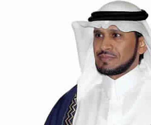 "عيسى جرابا" في قصيدةٍ وَطنيَّةٍ: تهوي بسيفيها على أعدائها.. وتزف نخلتها إلى أحبابها