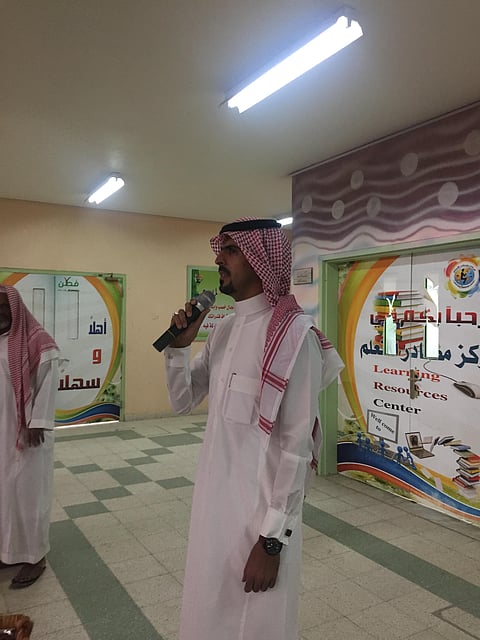 مديرا تعليم الليث وأضم يشاركان الطلاب اليوم الدراسي الأول