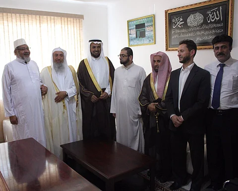 وكيل "الشؤون الإسلامية" ومستشار الوزير يزوران مركز الدعوة لأمريكا اللاتينية