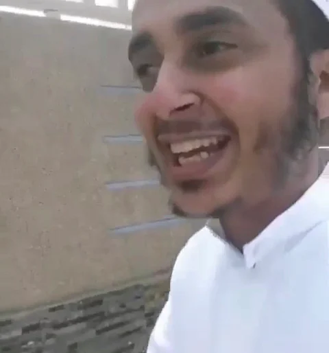 شاب من جازان: معهد السياحة رفض توظيفي بسبب لحيتي