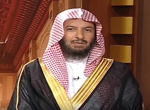 سائلة لـ"الشثري": هل تكفي وسائل التواصل للنظرة الشرعية؟.. فيجيب: نعم بشرط!