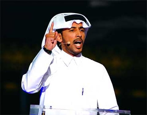 الشاعر "ابن فطيس": التطاول على الملك سلمان خط من نار.. ولا يرضينا سحب جنسية "ابن شريم"