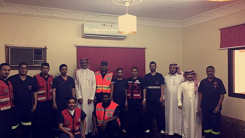 "القاسم" يتفقد مراكز الهلال الأحمر ويلتقي منسوبيها بالطائف