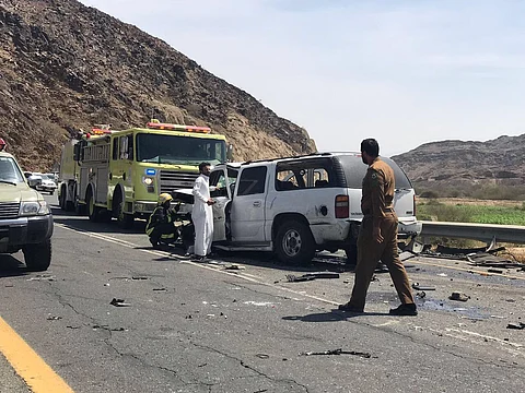 وفاة شخص وإصابة آخرين في تصادم عنيف بين مركبتين بالباحة