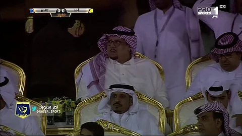 لأول مرة "كحيلان" رئيس النصر في المنصة الرئيسة يتابع مباراة فريقه