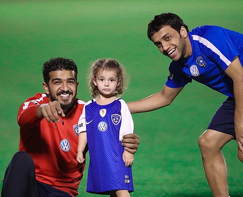 الهلال يعاود تدريباته بمشاركة العابد وغياب الحبسي
