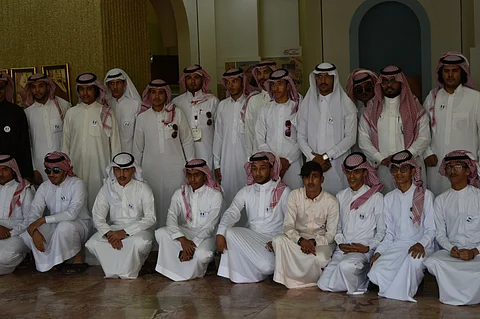 طلاب جامعة تبوك ينظمون زيارةً للمواقع الأثرية بالعلا