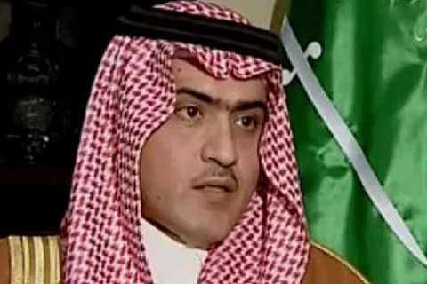 "السبهان": بِيَد قادة لبنان أن يكون دولة إرهاب أو سلام