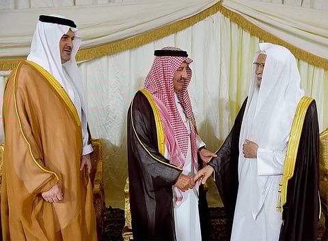 أسرة "السديري" تستقبل المعزين في وفاة المستشار سعود بن عبدالعزيز