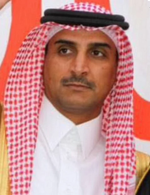 محافظ بلقرن يعزي خادم الحرمين في منصور بن مقرن ومرافقيه