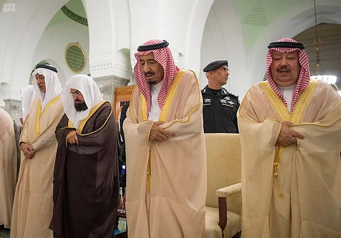 خادم الحرمين الشريفين يزور مسجد قباء بالمدينة المنورة