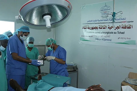 الندوة العالمية للشباب الإسلامي تطلق قافلة طبية لعلاج الفقراء في تشاد