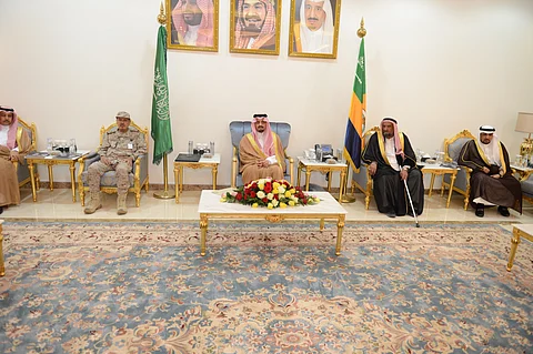 أمير عسير يحضر حفل تكريم قائد حرس الحدود السابق