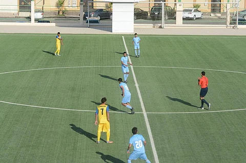 سيارة "الإسعاف" المزيفه تلغي مباراة العين والمزاحميه في دوري الدرجة الثانية