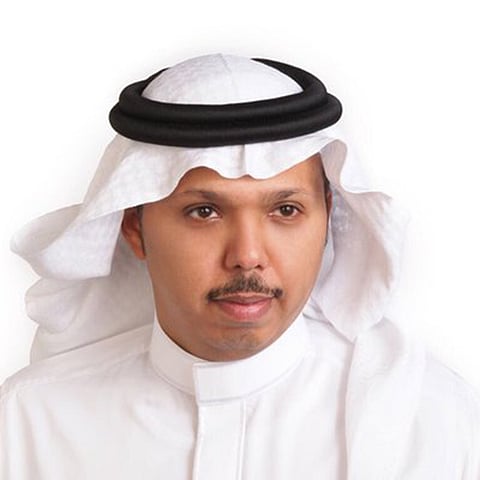 مطالبات بمعاقبة مروِّجي شائعات "القرارات" عبر مواقع التواصل
