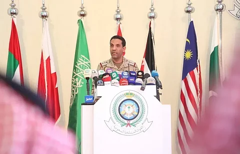 قيادة تحالف دعم الشرعية تقرر إعادة فتح ميناء الحديدة ومطار صنعاء