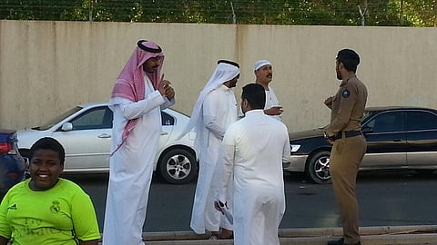 بدء أعمال "حصر أضرار سيول جدة".. ولجنة للوقوف على السيارات المتضررة