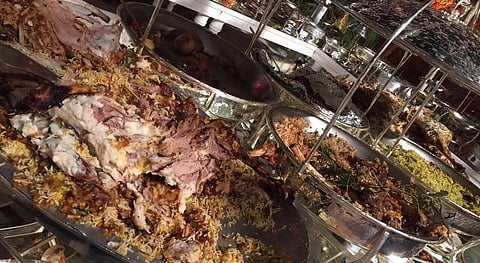 نورة العجمي لـ"سبق": السعوديون يهدرون 8 ملايين وجبة يومياً قيمتها 70 مليون ريال.. و"البوفيهات" و"الذبائح" الأكثر هدراً.. و"الفائض" يشبع أهل الرياض