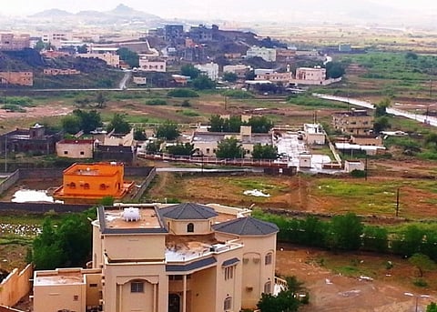 تعيين في اللا موجود .. واقع صادم لـ 28 ألف مواطن بـ "بارق" وهذا ما تكرّره "الصحة"!