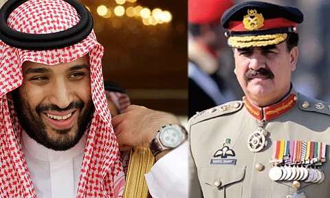 إيران تضغط على باكستان للخروج من التحالف الإسلامي بحجة "الطائفية"