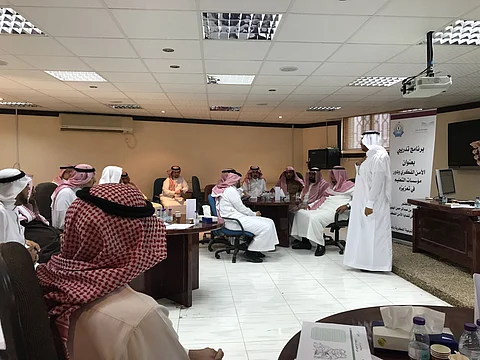 "الأمن الفكري ودور التعليم في تعزيزه" ..برنامج بمعهد العاصمة النموذجي