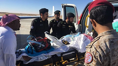 طائرة الإخلاء تنقل "هزازي" من وادي الدواسر إلى قوى الأمن بالرياض