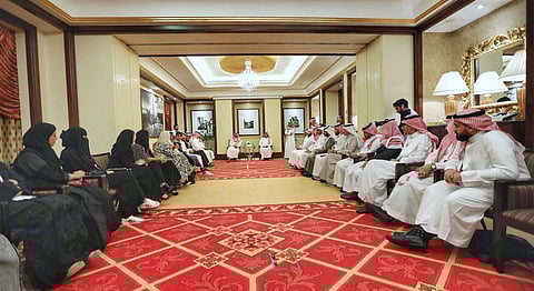 "عبدالله بن بندر": توعية مَن يخالف الآداب العامة لا تكفي.. وهذا رأيي في المقاطع الفكاهية