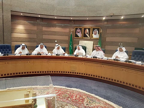 لجنة "جائزة جدة للإبداع" تجتمع لمتابعة تقديم المبادرات