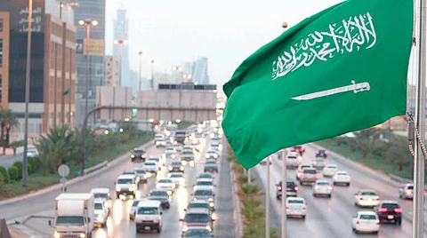 خبير اقتصادي لـ"سبق": هكذا سينعكس دعم القطاع الخاص على الخدمات