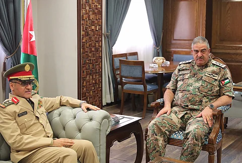 وسام الاستحقاق الأردني للملحق العسكري السعودي في عمان