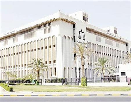 الكويت.. رفض دعوى طرد أبناء الوافدين والبدون من مدارس الحكومة