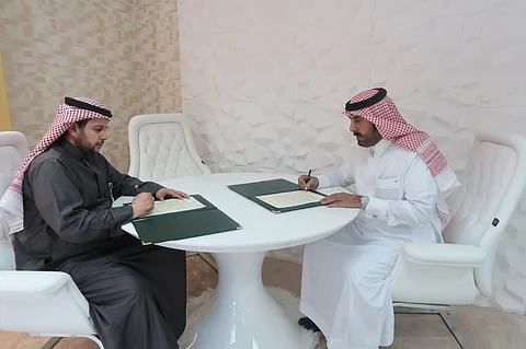 "صحة الرياض" توقع عقد شراكة مجتمعية مع "الهدلاء"