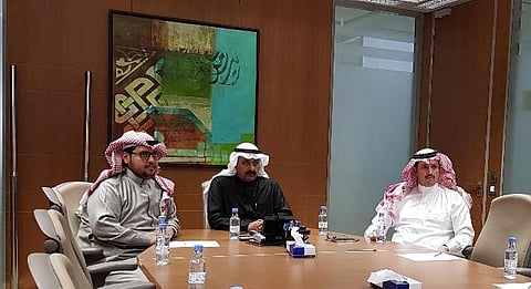 تبوك.. "الغياض" يطلع على مشروع المدرسة الافتراضية