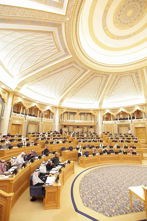 "الشورى" يوافق على تطبيق رسوم تأشيرات الدخول والمرور والمغادرة والخروج والعودة للمملكة