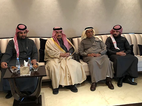 أمير الرياض يقدم التعازي لأسرة السويلم