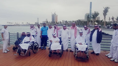 رحلة لمسني دار الرعاية بمكة لزيارة الواجهة البحرية بجدة