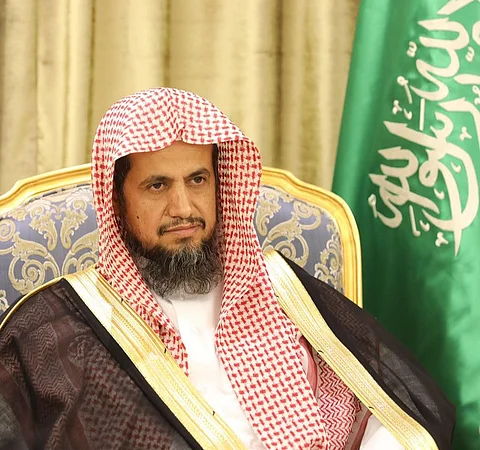 النائب العام: الأمر الكريم وجَّه بالقبض على الأمراء المتجمهرين.. الجميع سواسية أمام الشرع