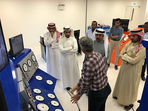 25 خريجاً من "تقني القصيم" يلتحقون بشركة "سند" لحفر آبار النفط والغاز