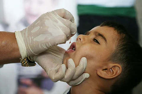 "صحة جدة" تختتم المرحلة الأولى لحملة التطعيم ضد شلل الأطفال بنسبة 98%