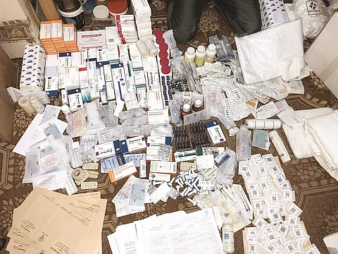 الكويت.. بنغلاديشي فرّاش في الصباح وطبيب في المساء