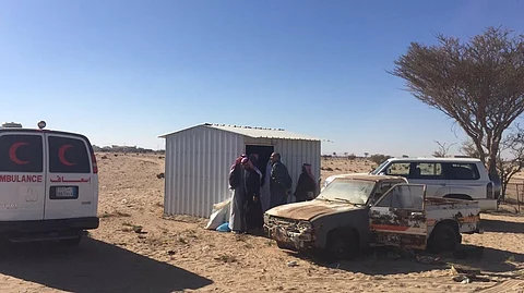 شاهد.. "التنمية الاجتماعية" تباشر حالة مسن يسكن في مكان غير ملائم بالطائف