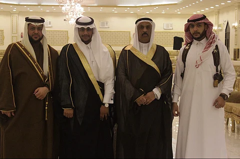"آل عبدالهادي" يزفون محمد عريساً