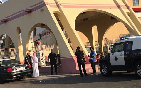 "تجارة مكة" تحقق في فيديو غش البنزين بمحطة العوالي