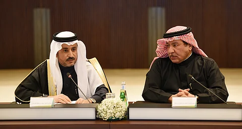 وفد "الشورى" يزور "الحوار الوطني" تفعيلاً لمذكرة قياس "الرأي العام" وتعزيز سبل التعاون