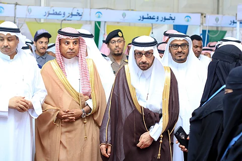 "الشمراني" يفتتح النسخة الثانية لملتقى "أبوعريش" الأسري
