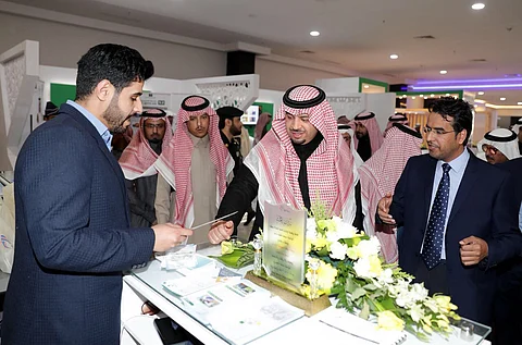 أمير الشمالية: توظيف "٣٢٣" ضمن برنامج توطين المولات التجارية