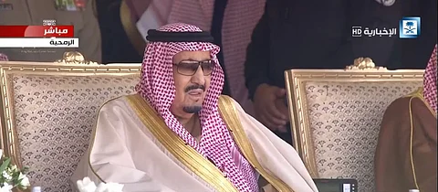 شاهد.. الملك وولي العهد يصلان لمقر الحفل الختامي لمهرجان الإبل